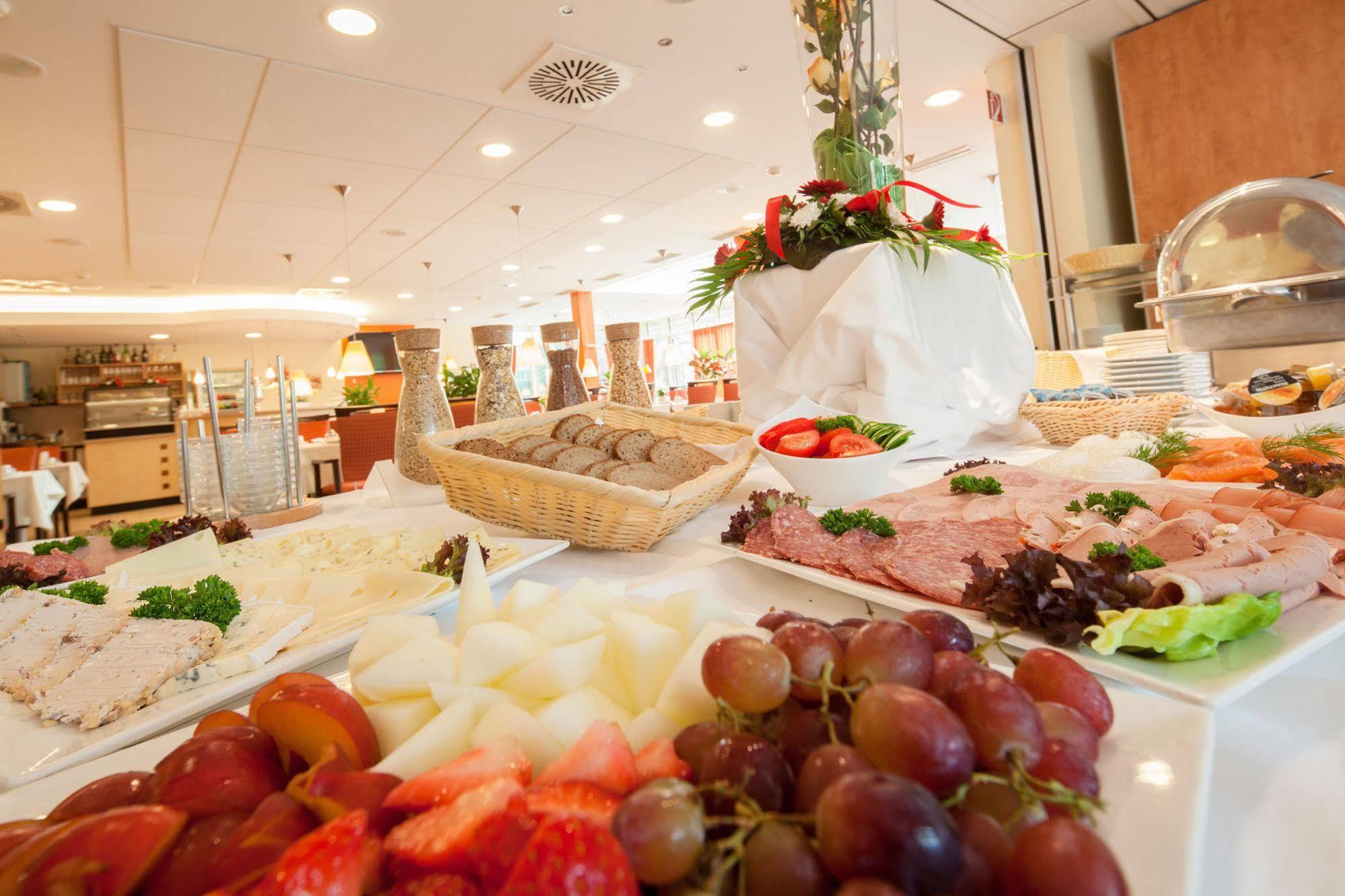 Gda Hotel Goettingen Bagian luar foto