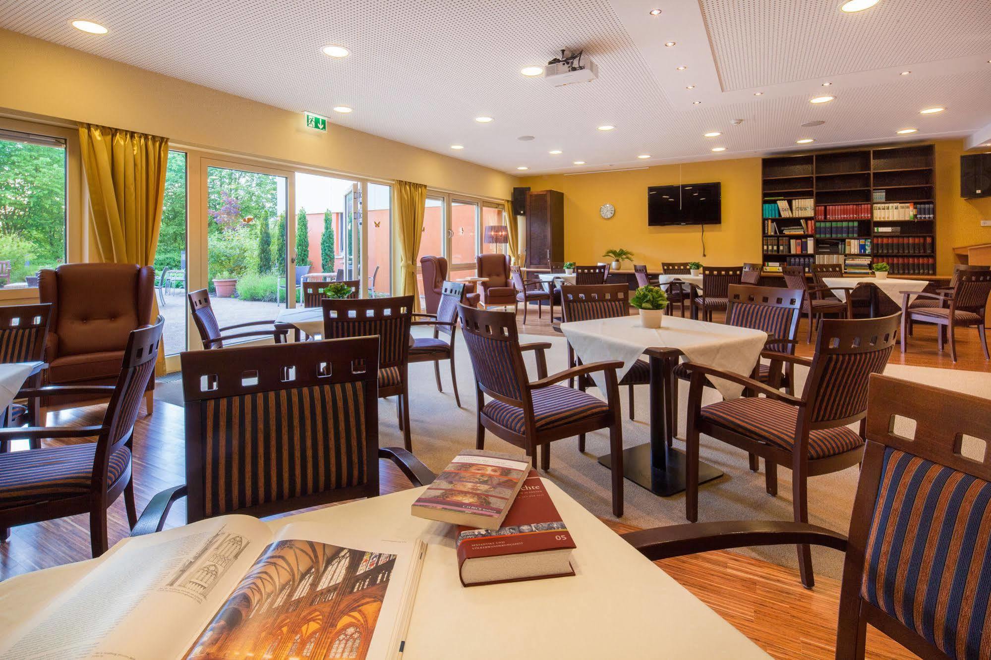Gda Hotel Goettingen Bagian luar foto